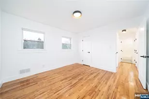 21 Mary St, Lodi, NJ 07644 - Photo 8