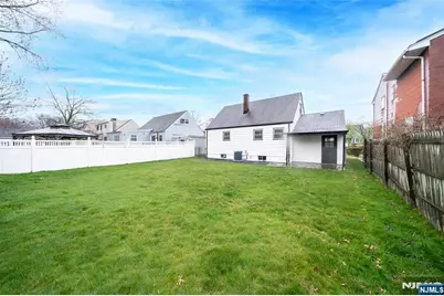 21 Mary Street, Lodi, NJ 07644 - Photo 20