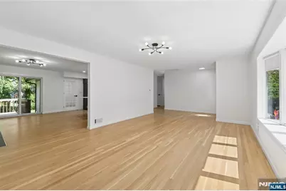 4 Marconi Street, Tenafly, NJ 07670 - Photo 32