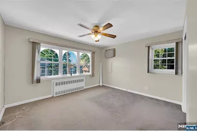 11 Burdette Place, Fairview, NJ 07022 - Photo 14