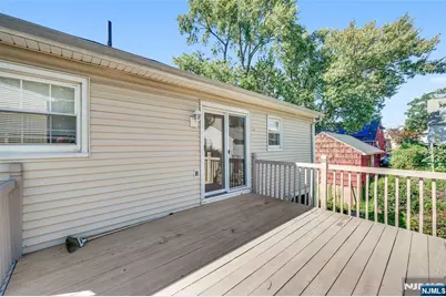 11 Burdette Place, Fairview, NJ 07022 - Photo 16