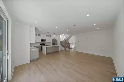 92 Franklin Street, Tenafly, NJ 07670 - Photo 18