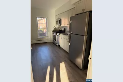 270 Oak B2 #B2, Ridgewood, NJ 07450 - Photo 2