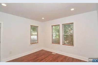 280-282 Seneca Place, Plainfield, NJ 07062 - Photo 12