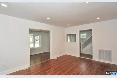 280-282 Seneca Place, Plainfield, NJ 07062 - Photo 4