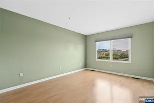 351 The Promenade 351, Edgewater, NJ 07020 - Photo 14