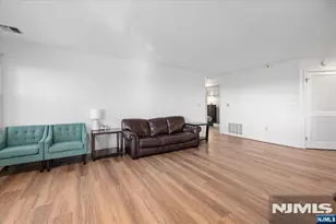 62 Amethyst Ln 276, Paterson, NJ 07501 - Photo 6