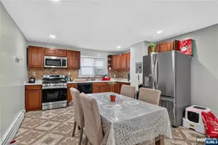 358 Broadway 2, Bayonne, NJ 07002 - Photo 4