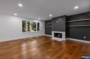 77 Sunset Ct, Mahwah, NJ 07430 - Photo 6