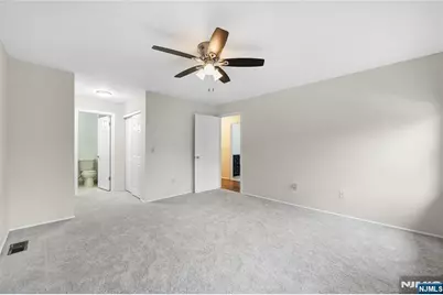 705 Pepperidge Road, Mahwah, NJ 07430 - Photo 18