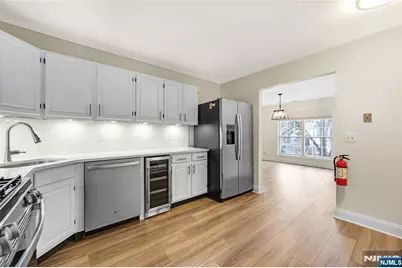 705 Pepperidge Road, Mahwah, NJ 07430 - Photo 10