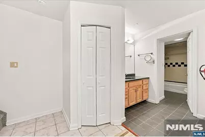 54-60 McWhorter 106 #106, Newark, NJ 07105 - Photo 12