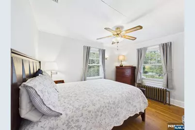 77 Lake Avenue, Midland Park, NJ 07432 - Photo 24