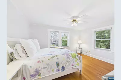 77 Lake Avenue, Midland Park, NJ 07432 - Photo 22
