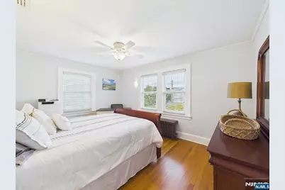 77 Lake Avenue, Midland Park, NJ 07432 - Photo 26