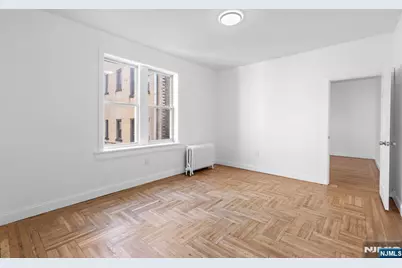137 Kensington Avenue 503 #503, Jersey City, NJ 07304 - Photo 6