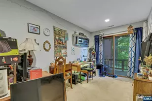 4 Davos Dr 9, Vernon, NJ 07462 - Photo 12