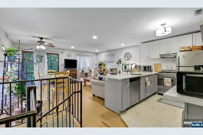 4 Davos Drive 9 #9, Vernon, NJ 07462 - Photo 2