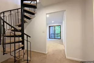 4 Davos Dr 9, Vernon, NJ 07462 - Photo 14