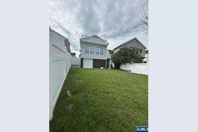 744 Third Street, Lyndhurst Township, NJ 07071 - Photo 32