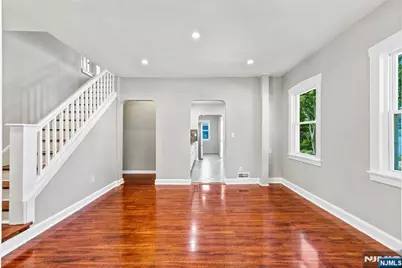 1176 Julia Street, Teaneck Township, NJ 07666 - Photo 8