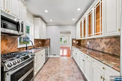 1176 Julia Street, Teaneck Township, NJ 07666 - Photo 10