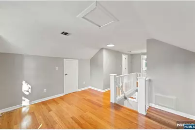 1176 Julia Street, Teaneck Township, NJ 07666 - Photo 18