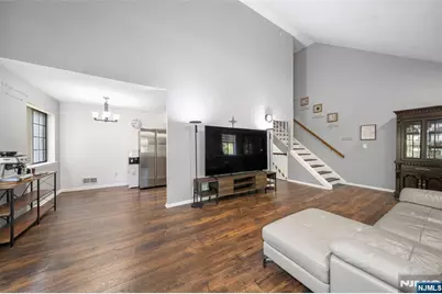 3402 Whittier Court, Mahwah, NJ 07430 - Photo 8