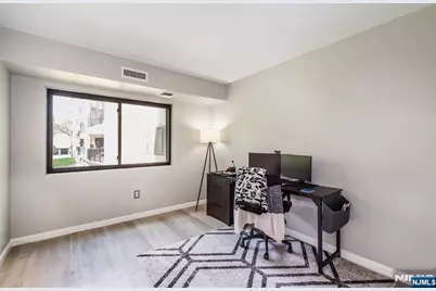 521 Piermont Avenue 119A #119A, River Vale Township, NJ 07675 - Photo 8