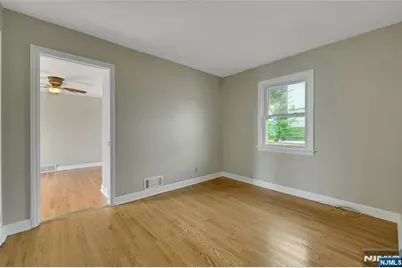 18 Plymouth Court, Bloomfield, NJ 07003 - Photo 12