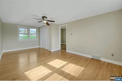 18 Plymouth Court, Bloomfield, NJ 07003 - Photo 10