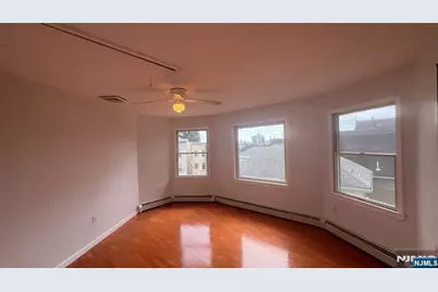 82 Edgewater Place 1 #1, Edgewater, NJ 07020 - Photo 18