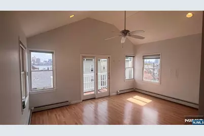 82 Edgewater Place 1 #1, Edgewater, NJ 07020 - Photo 20