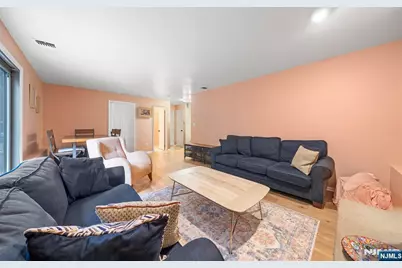 141 Hiawatha Boulevard, Oakland, NJ 07436 - Photo 18