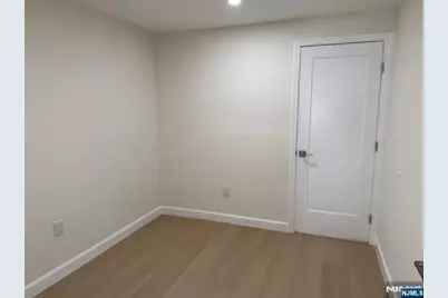 233 Palisade Avenue Apt 2 #APT 2, Jersey City, NJ 07306 - Photo 14