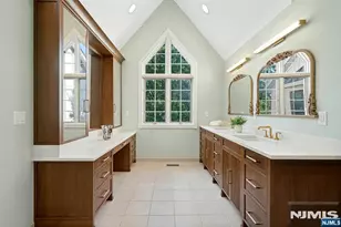 205 Bearwoods Rd, Park Ridge, NJ 07656 - Photo 16