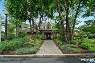 205 Bearwoods Rd, Park Ridge, NJ 07656 - Photo 32