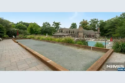 205 Bearwoods Road, Park Ridge, NJ 07656 - Photo 40