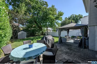 90 Edison Avenue, Nutley, NJ 07110 - Photo 32