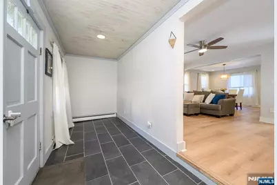 90 Edison Avenue, Nutley, NJ 07110 - Photo 4
