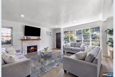 104 Belmont Street, Englewood, NJ 07631 - Photo 6