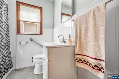 552 N Main Street, Lodi, NJ 07644 - Photo 16