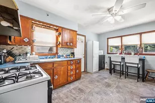 552 N Main St, Lodi, NJ 07644 - Photo 6