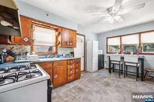 552 N Main St, Lodi, NJ 07644 - Photo 6