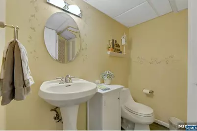 27 Mary Lane, Waldwick, NJ 07463 - Photo 24