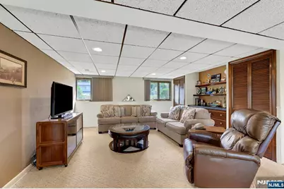 27 Mary Lane, Waldwick, NJ 07463 - Photo 20
