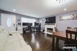 322 Hickory Ave, Bergenfield, NJ 07621 - Photo 42