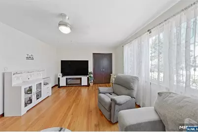 14 Pine Street, Kearny, NJ 07032 - Photo 32