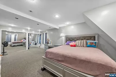 38-40 Nairn Place, Newark, NJ 07108 - Photo 4