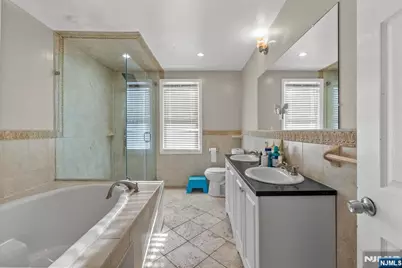 38-40 Nairn Place, Newark, NJ 07108 - Photo 18